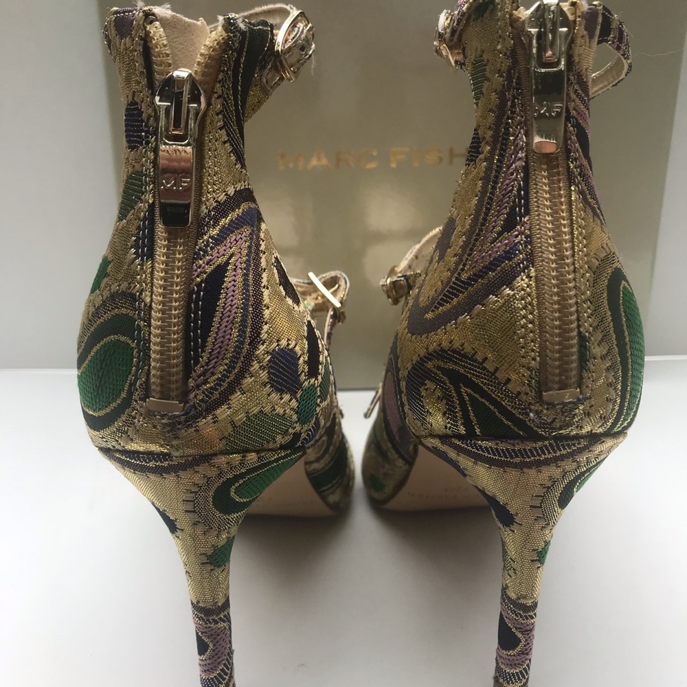 Marc Fisher Gold Brocade Heels NWOT - Picture 5 of 6